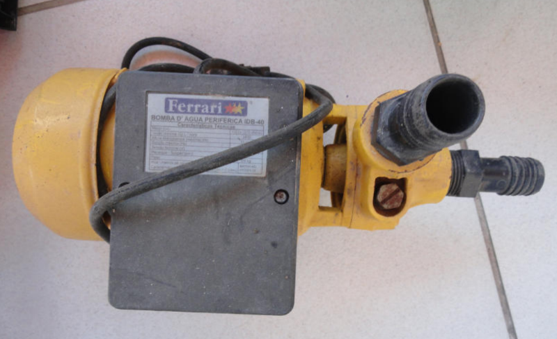  A) 01 (uma) serra circular de alumínio, marca Makita, em estadoregular, avaliada em R$ 900,00;B) 01 (uma) pistola de pintura, marca Wagner, com defeito, avaliadaem R$ 180,00;C) 01 (uma) parafusadeira, marca Makita, em estado regular,avaliada em R$ 250,00;D) 01 (um) jogo de chaves diversas, ma